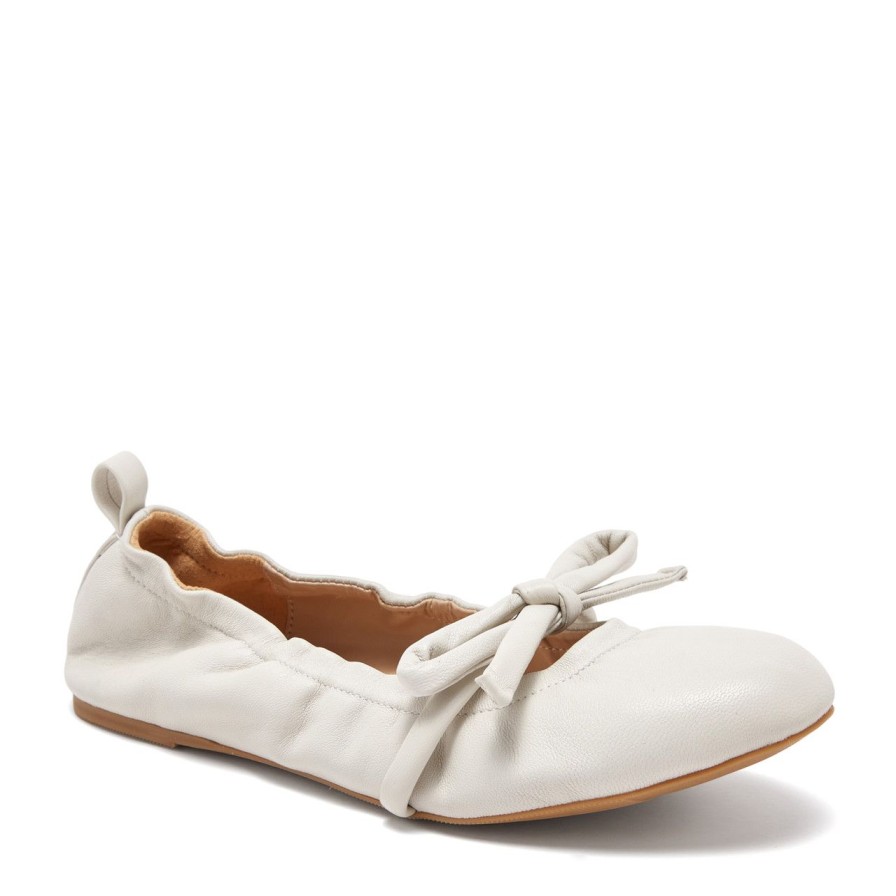 Women Silent D Flats & Loafers | Bella Flat Oatmilk