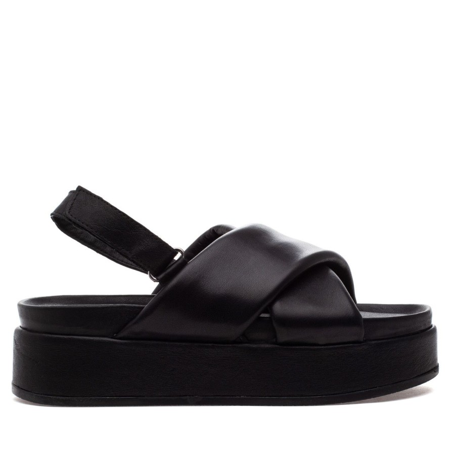 Women Silent D Flats | Pier Sandal Black