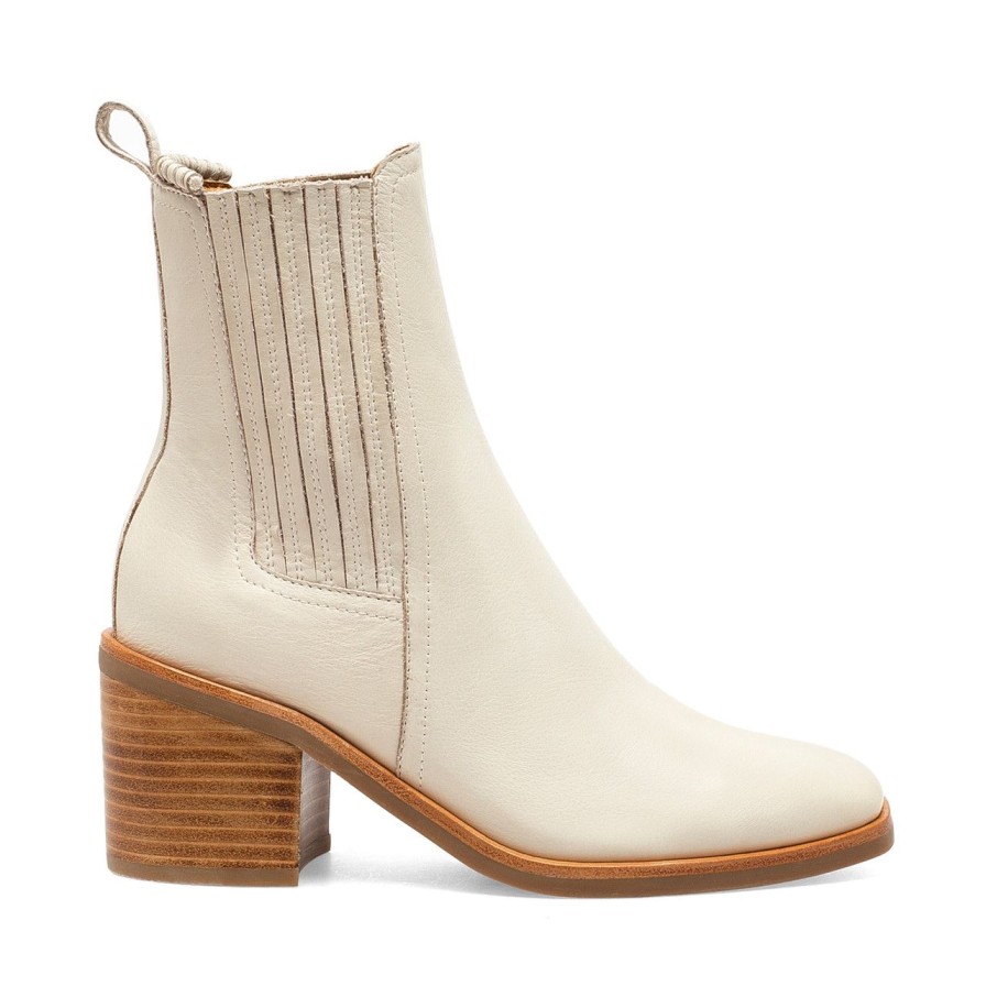 Women Silent D Ankle Boots | Naydo Boot Latte