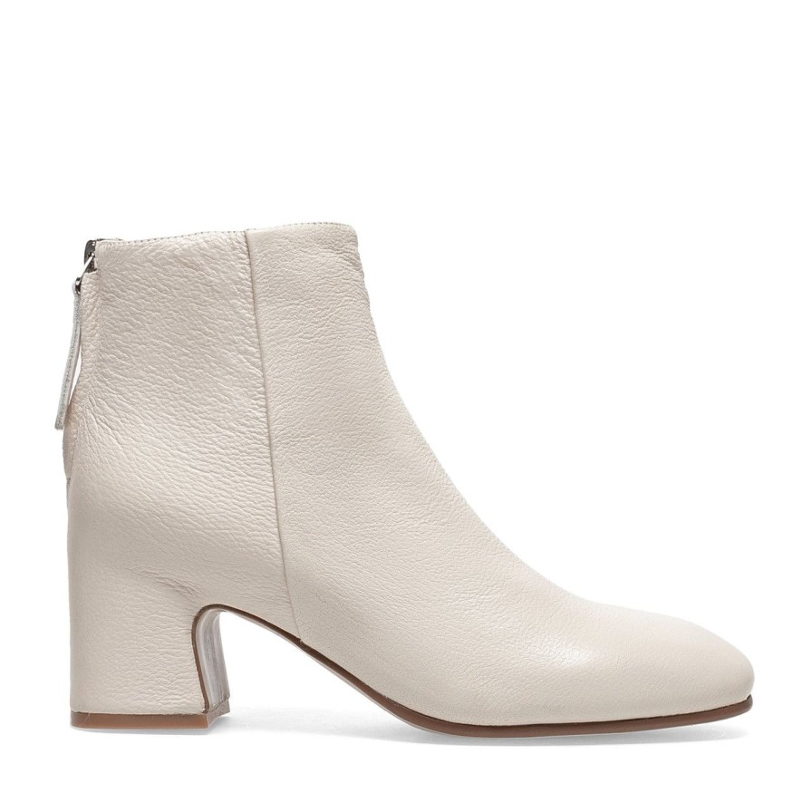 Women Silent D Ankle Boots | Faylee Boot Oatmilk