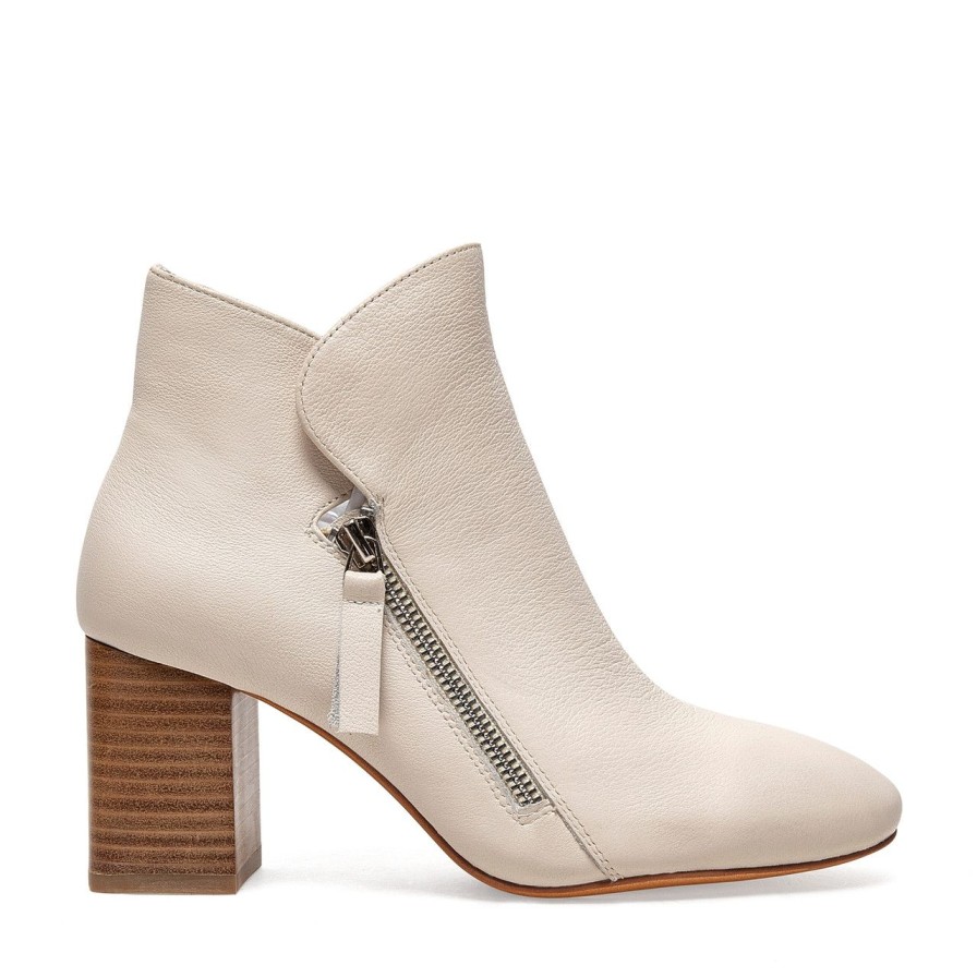 Women Silent D Ankle Boots | Skella Boot Oatmilk